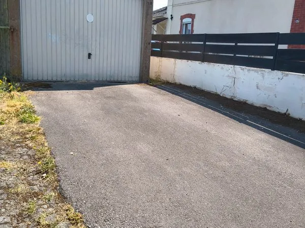 GARAGE BOX et PARKING HETTANGE-GRANDE