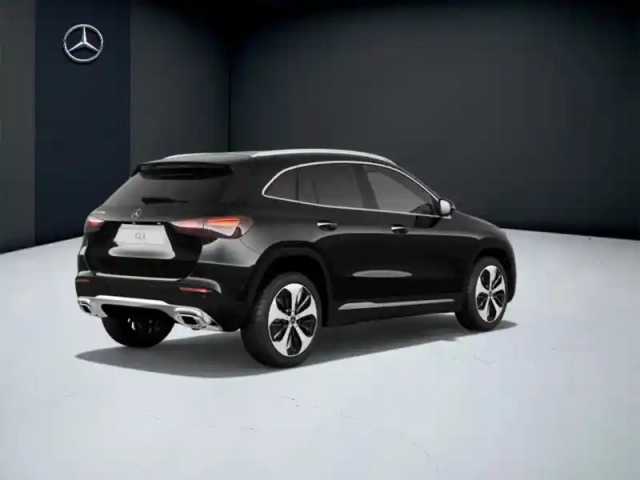 Mercedes Gla 200 d progressive line — photo 5