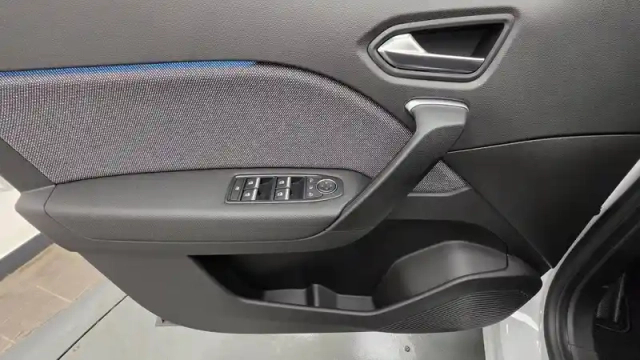 Renault Captur eco-g 100 ch — photo 43