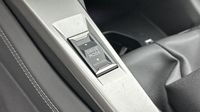 Peugeot 308 1.2 PureTech 130ch S&S Allure — photo 17