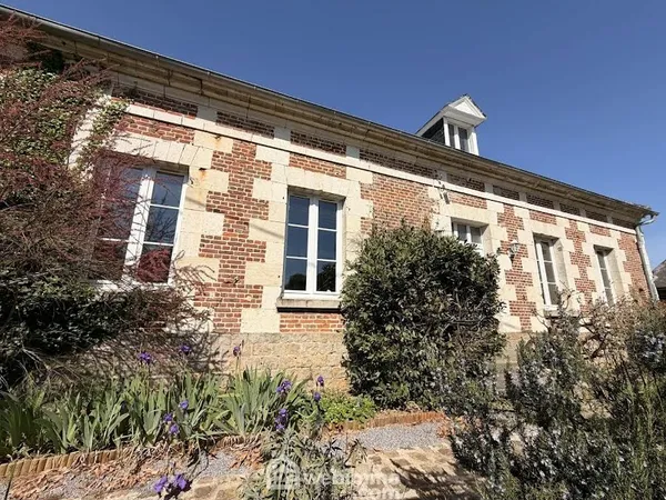 Maison 7 pièces 226 m²