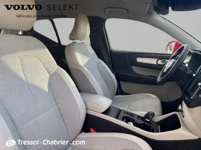Volvo Xc40 d3 adblue 150 ch geartronic 8 momentum — photo 9