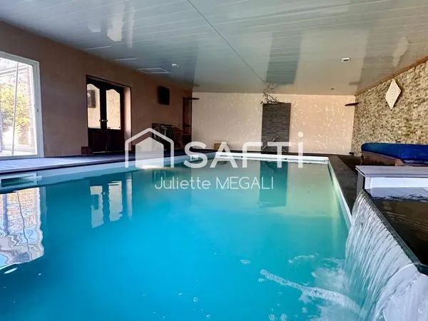 Propriété 10 pièces 385 m²