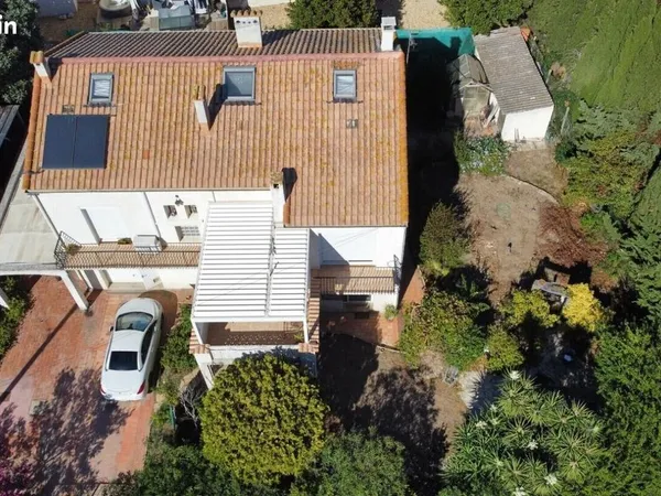 Maison 7 pièces 146 m²