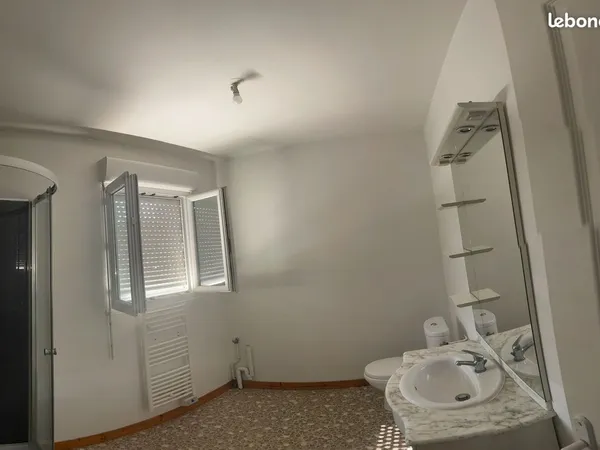 Maison de ville 60m² T2 avec garage