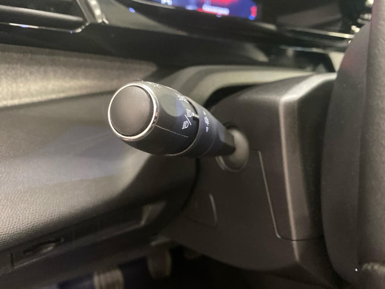 Peugeot 308 sw puretech 130ch s&s bvm6 allure — photo 23