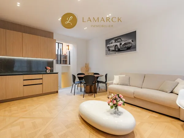 À vendre - Loft atypique 2 chambres - Paris 18ème Montmartre