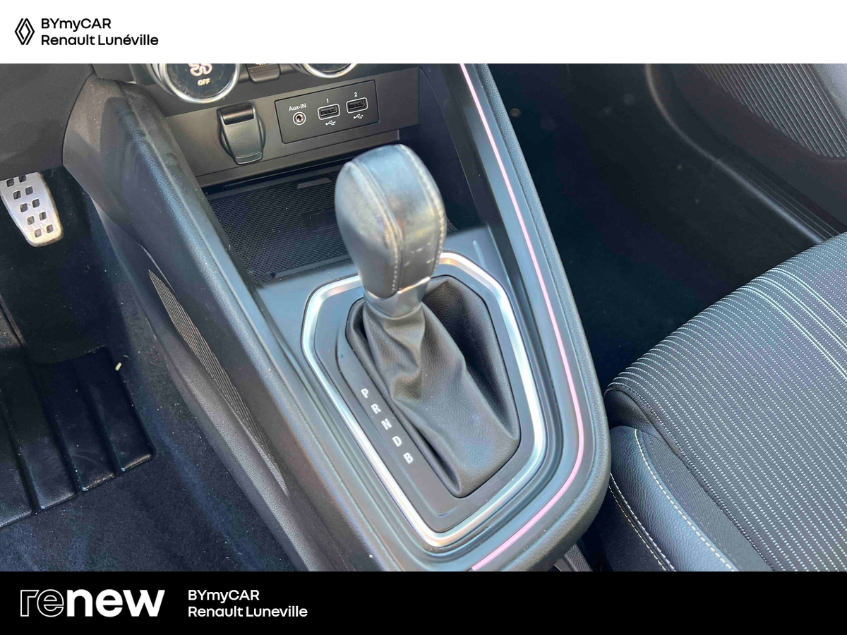 Renault Clio E-Tech full hybrid 145 — photo 22