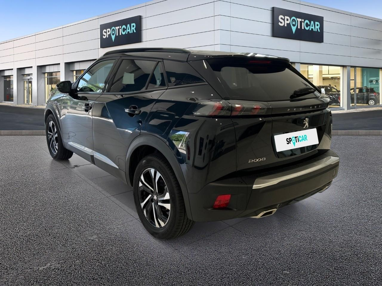 Peugeot 2008 1.2 puretech 130ch s&s roadtrip eat8 — photo 7