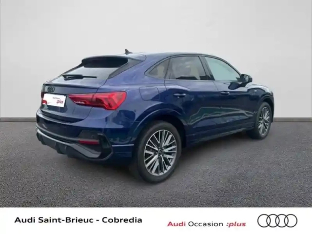 Audi Q3 sportback 35 tfsi 150ch s line s tronic 7 — photo 19