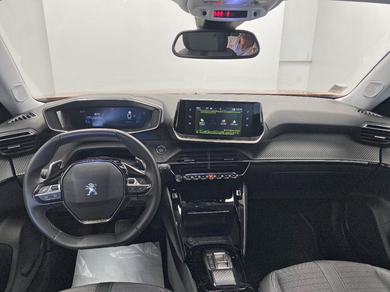 Peugeot 2008 bluehdi 130 s&s eat8 allure pack — photo 8