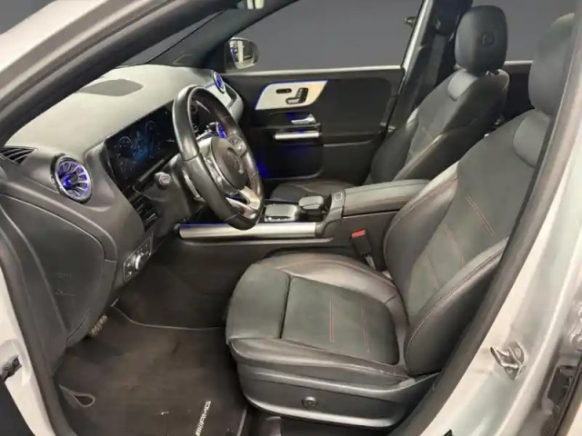 Mercedes Gla 200 d amg line — photo 32