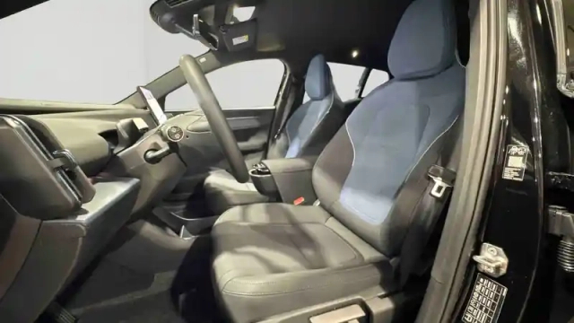 Volvo Ex30 p5 long range 272 ch — photo 11