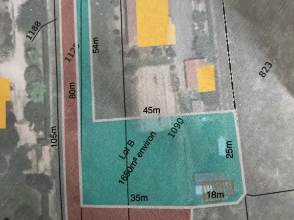Vends lot de 2 terrains à bâtir