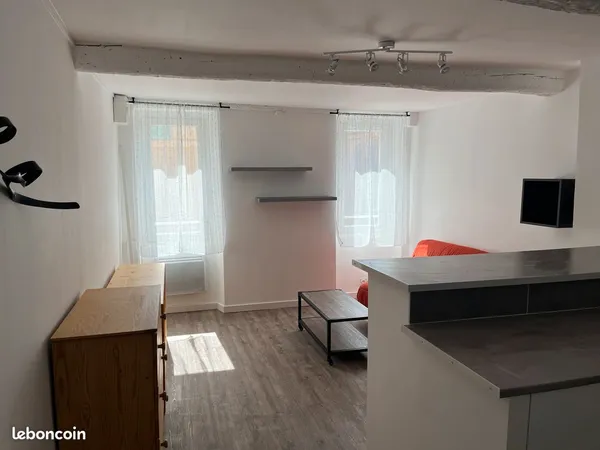 Studio meublé