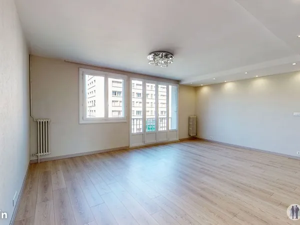 Appartement 5 pièces 74 m²