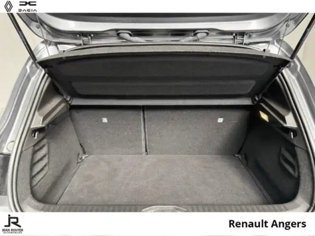 Renault Clio 1.0 tce 90ch evolution — photo 7