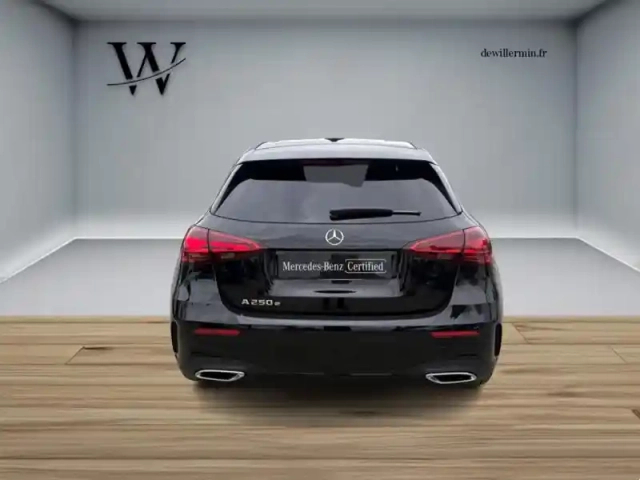 Mercedes Classe A 250 e hybrid eq amg line — photo 36