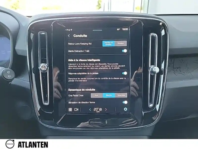 Volvo Xc40 recharge extended range 252 ch 1edt — photo 17