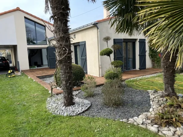 Maison 6 pièces 145 m²