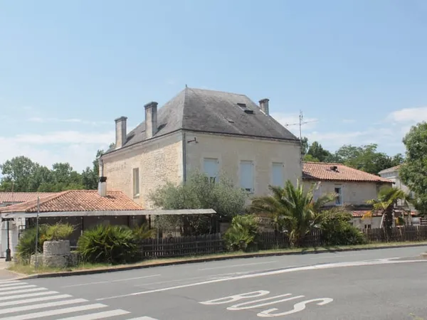 Rare sur le marché  Hôtel-restaurant de charme avec fort potentiel touristique