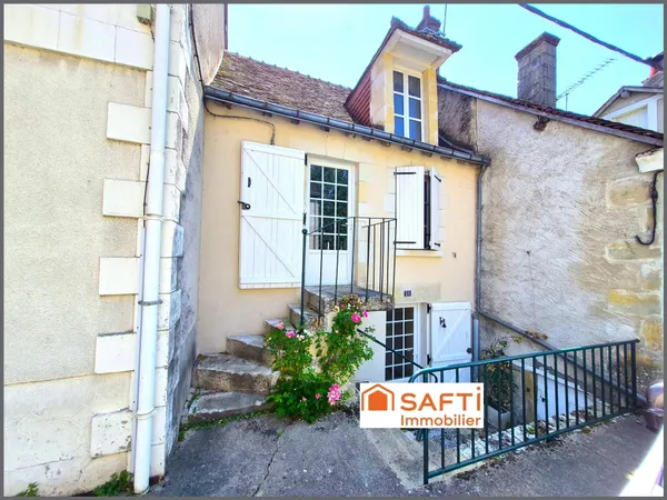 MAISON BOURG 2 chambres + Joli Extérieur