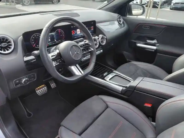 Mercedes Gla 250 e hybrid eq amg line — photo 61