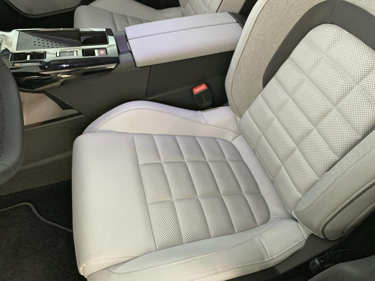Citroën C5 Aircross e-c5 aircross 210 ch autonomie confort business — photo 9