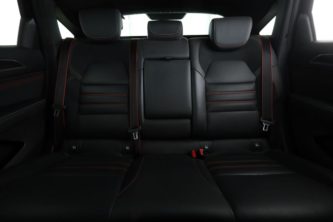 Renault Arkana 1.6 E-Tech RS Line — photo 14
