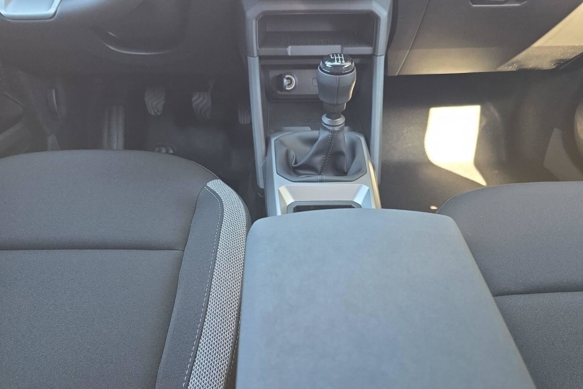 Dacia Duster — photo 17