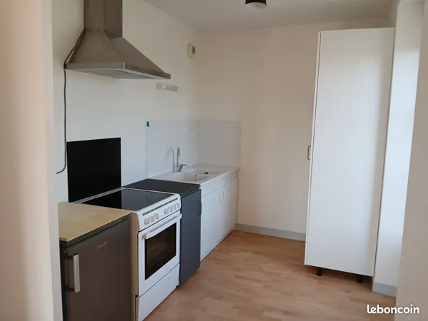 Loue Studio 36m2 + Parking - Poitiers entre Campus et Centre Ville