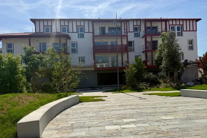 Photo 2