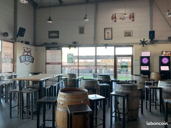 Bar 321 m² roquebrune sur argens