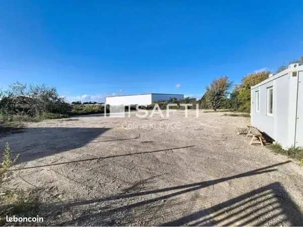 Terrain stockage a louer 500m2
