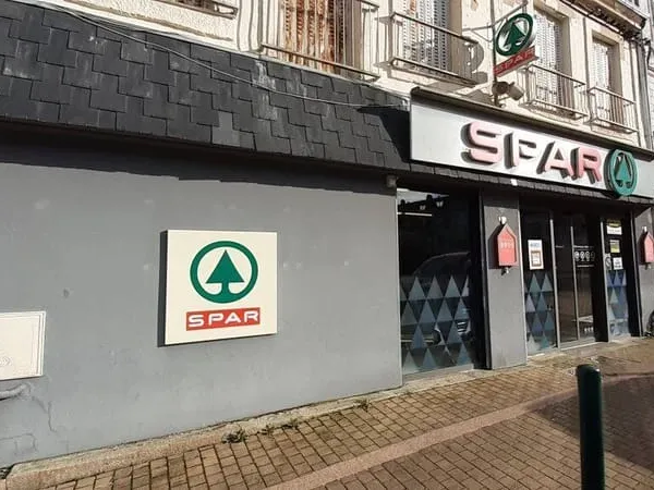 Fonds de commerce 270 m²