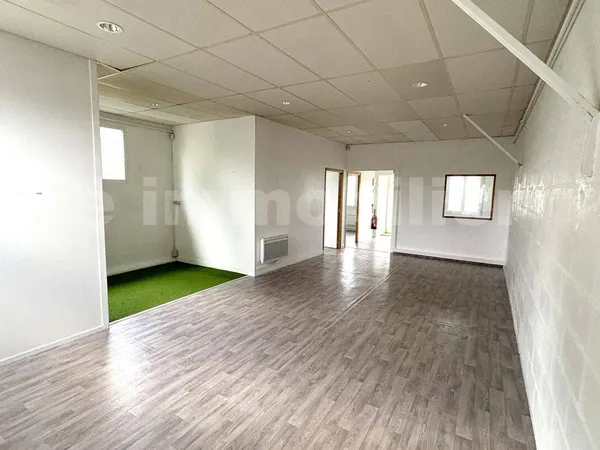 Local commercial 72 m²
