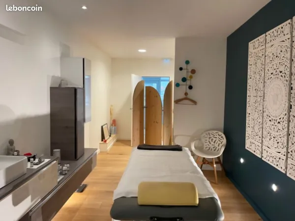Local professionnel 43 m² - Lyon 6 Vauban - Deux accès indépendants - 210 000