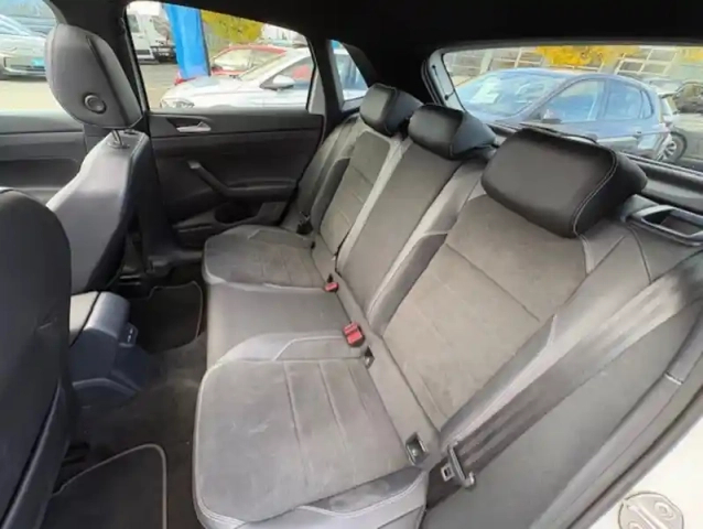 Volkswagen Polo 2.0 tsi 207 s&amp;s dsg7 — photo 11