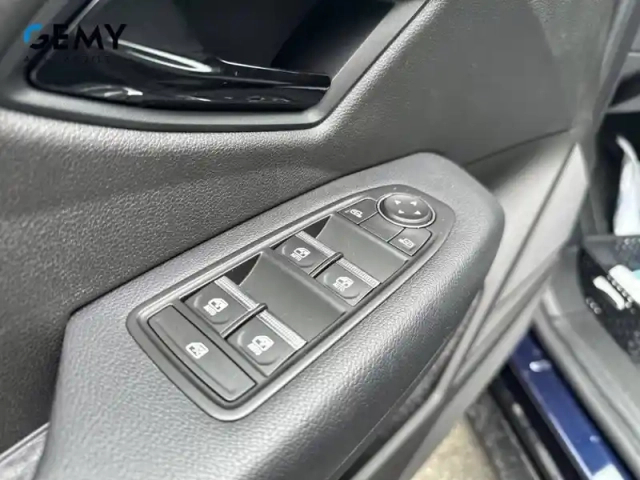 Renault Megane e-tech ev40 130ch standard charge — photo 12