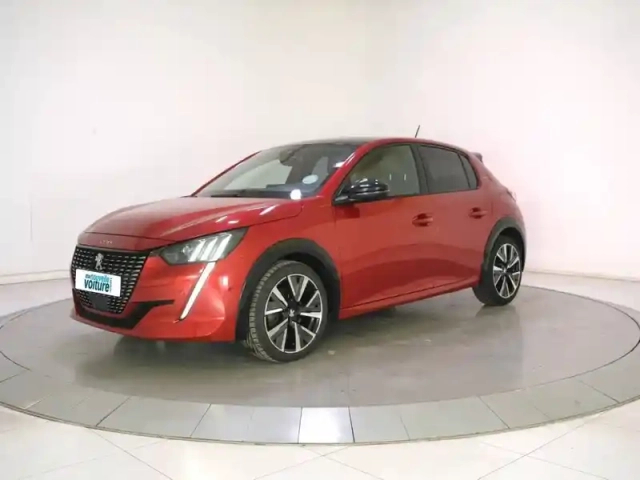 Peugeot 208 puretech 100 s&amp;s eat8 — photo 1