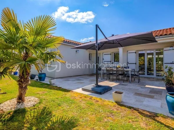 Maison de plain-pied 6 pièces 110 m²