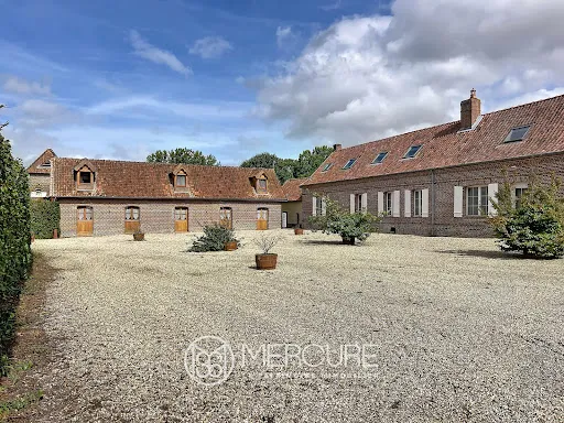 Maison 19 pièces 525 m²