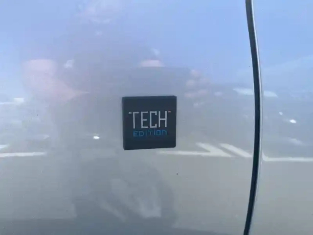 Peugeot 208 puretech 110ch s&amp;s bvm6 — photo 26