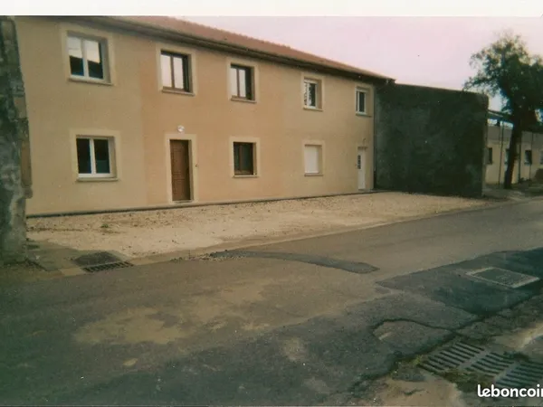 Loue appart à ANDILY petit village toulois