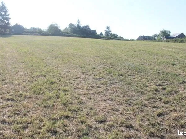 Terrain 940 m² Mary