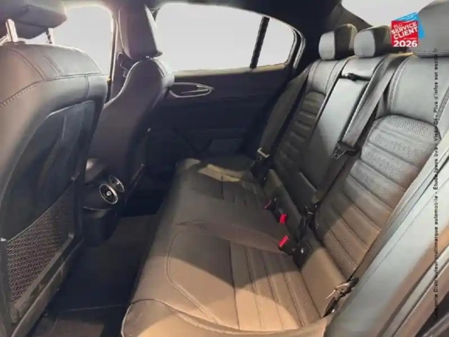 Alfa Romeo Giulia 2.2 diesel 160ch veloce at8 — photo 21