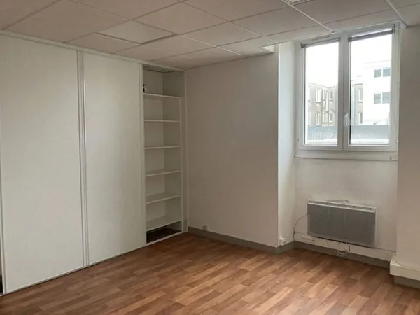 Bureaux 101 m²