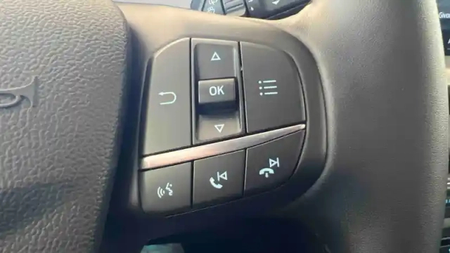Ford Focus 1.5 ecoblue 115 powershift — photo 22