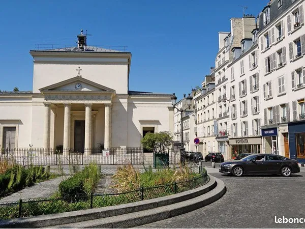 Place parking smart ou moto Square des Batignolles