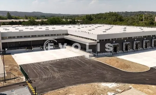 Locaux d'activité - A LOUER - 6 522 m² non divisibles